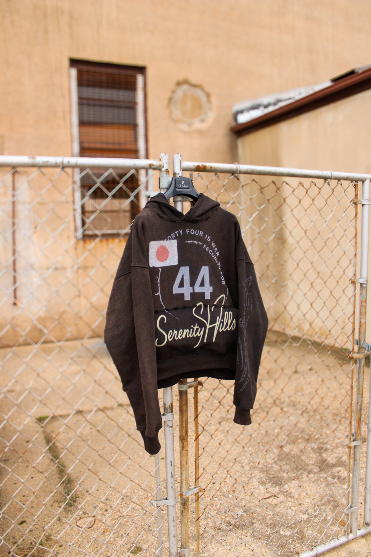 Serinity Hills "44 is War" Hodie
